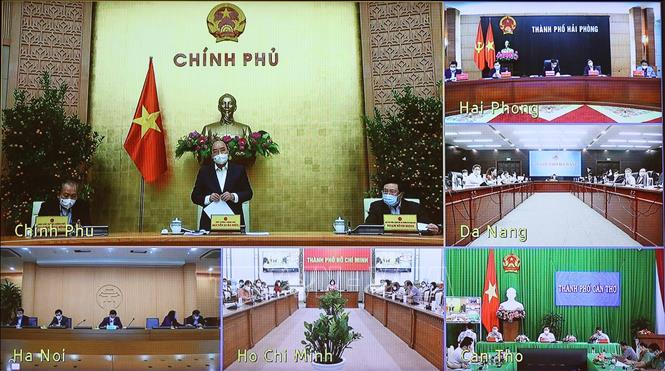 Thường trực Chính phủ thảo luận về thúc đẩy phát triển kinh tế tư nhân và quản lý nợ công